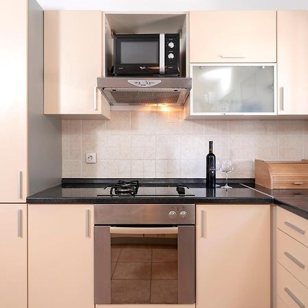 Villa Dalmatia Apartments Bol Eksteriør billede