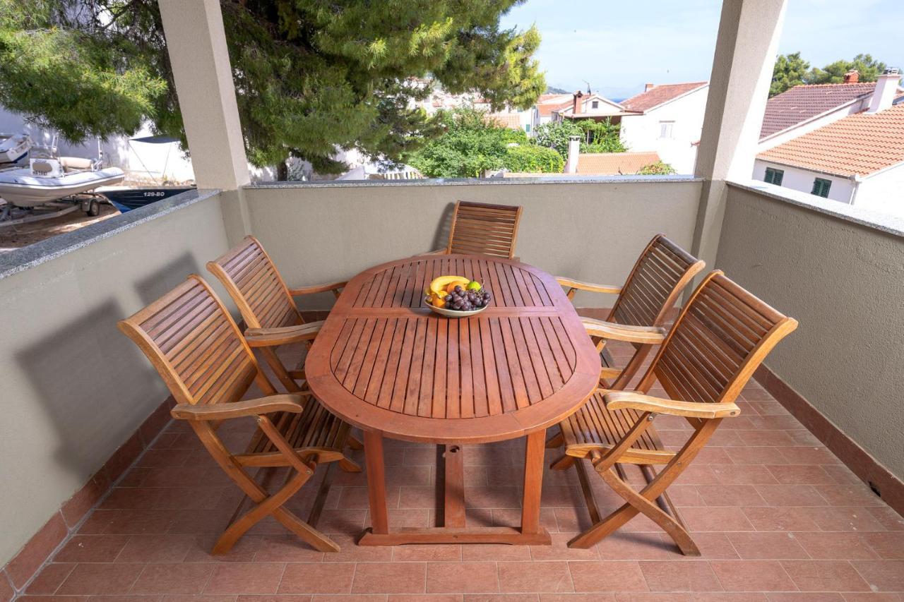 Villa Dalmatia Apartments Bol Eksteriør billede