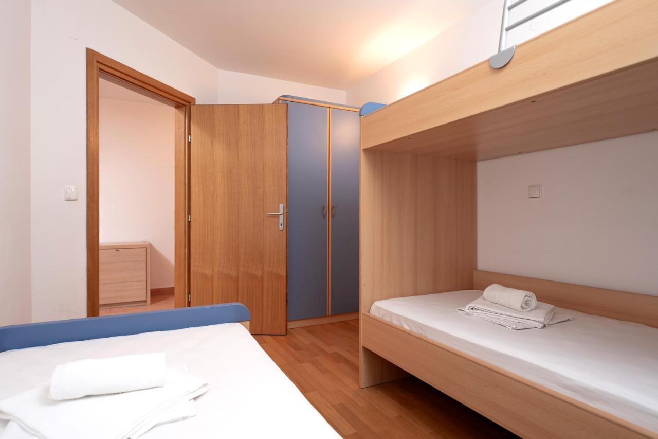Villa Dalmatia Apartments Bol Eksteriør billede