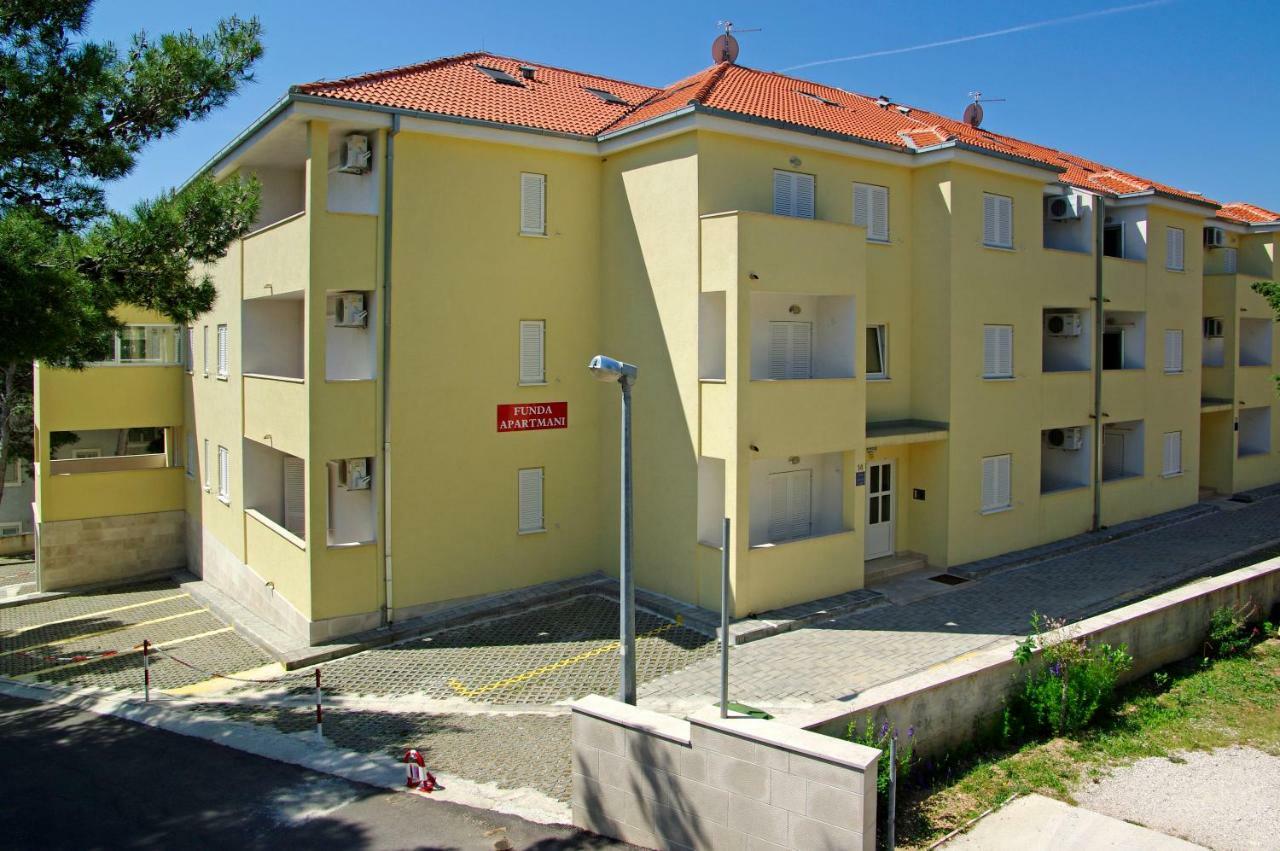 Villa Dalmatia Apartments Bol Eksteriør billede